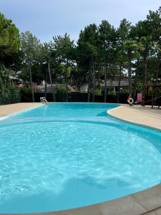 Villa Residenza Mayla Lignano Sabbiadoro Exterior foto