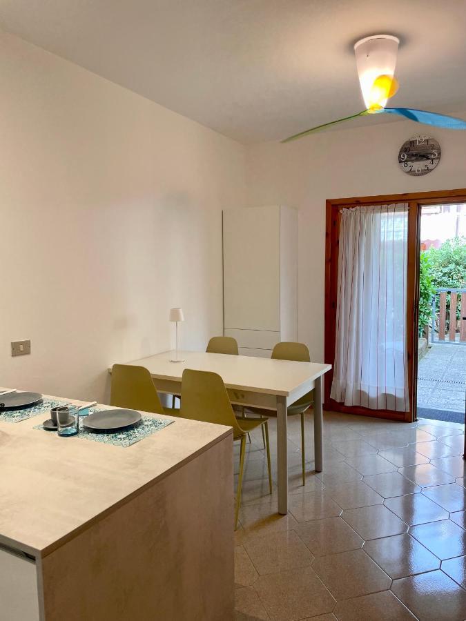 Villa Residenza Mayla Lignano Sabbiadoro Exterior foto